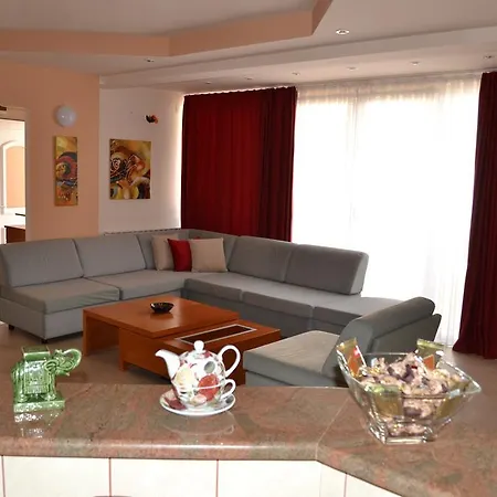 Lana Lux Apartmán *